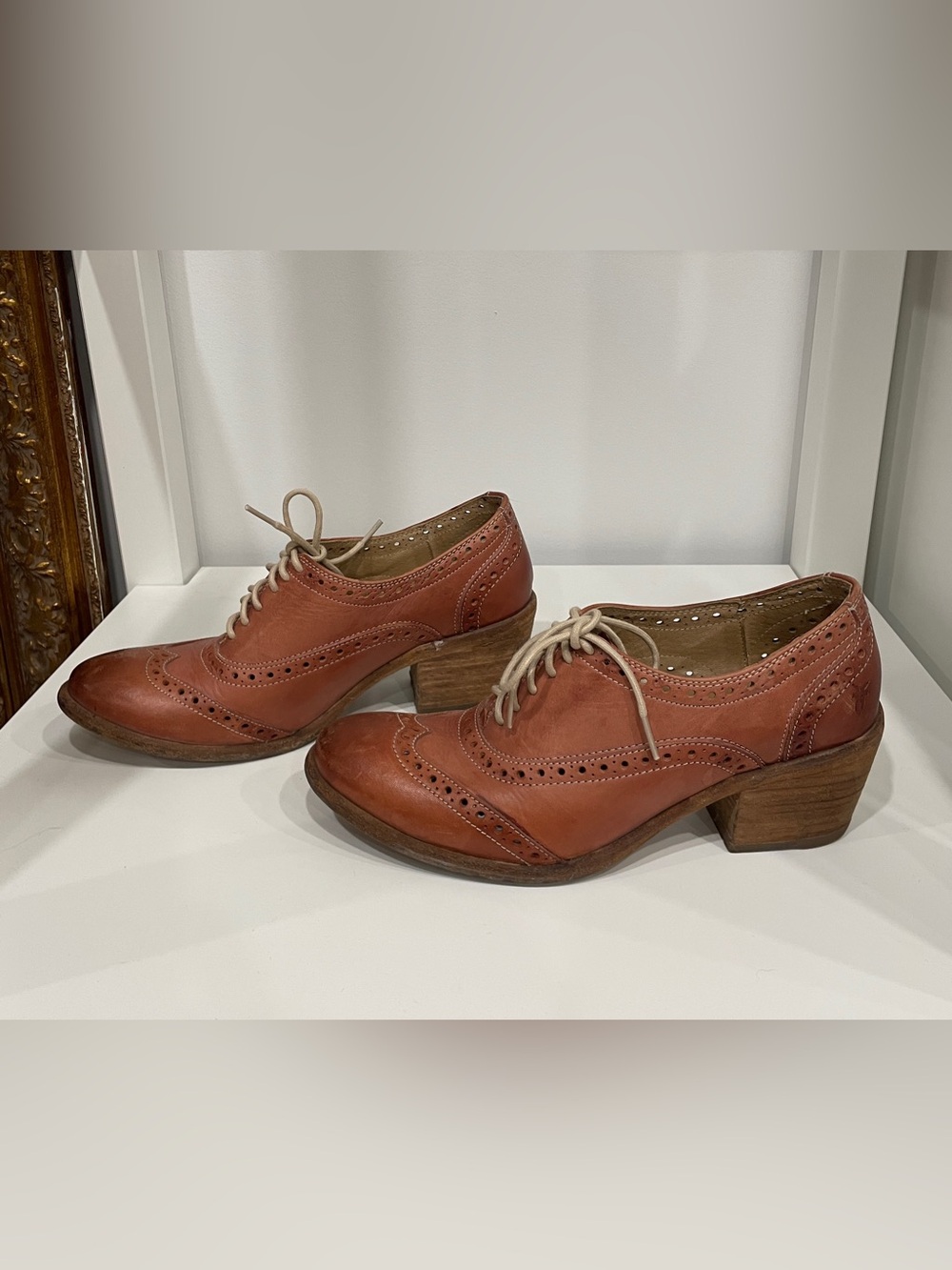 Frye Maggie Perf, 7.5*